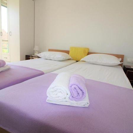 Apartamento Privatna Soba Gita Sumartin Exterior foto